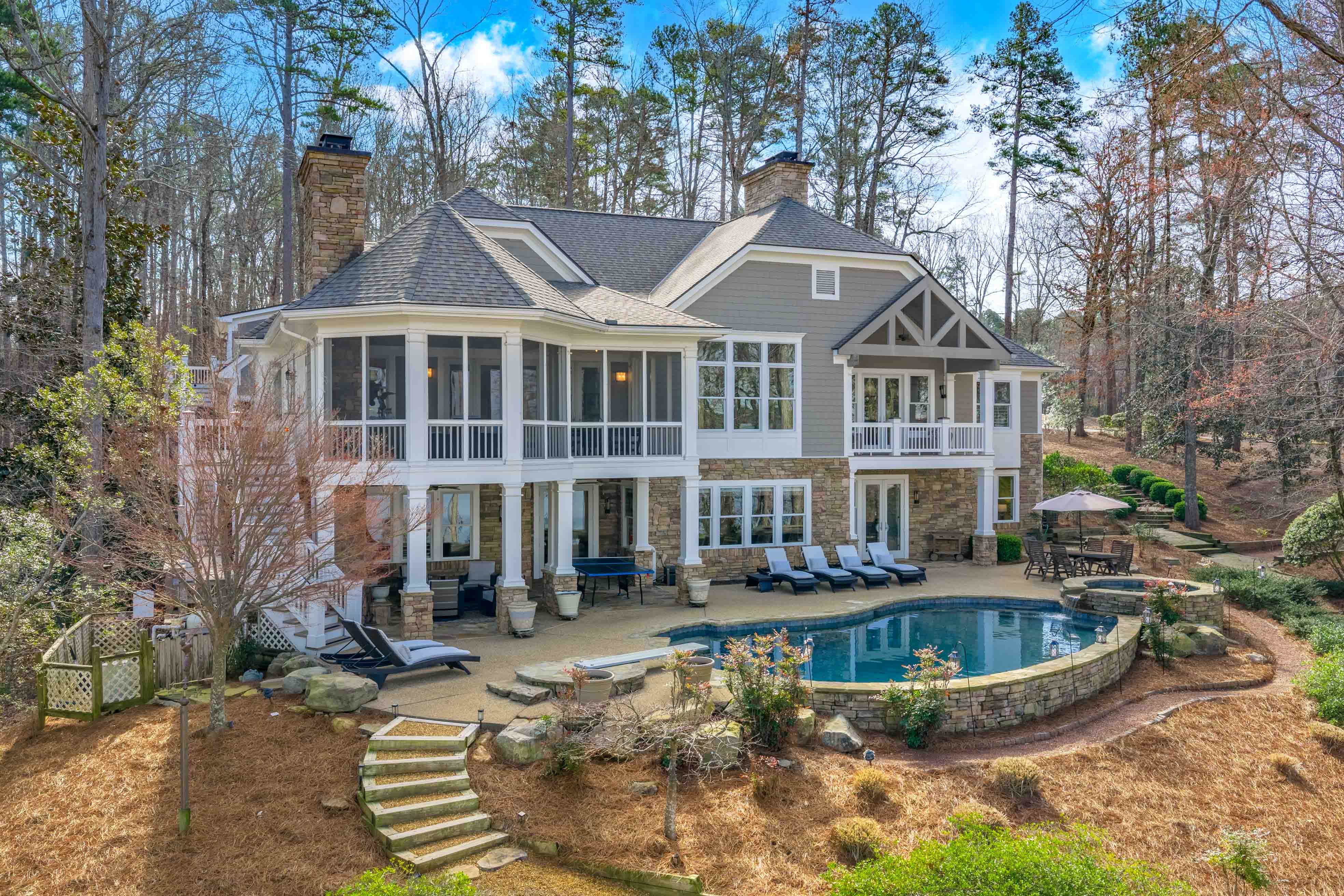 1041 Ruth's Way image 2